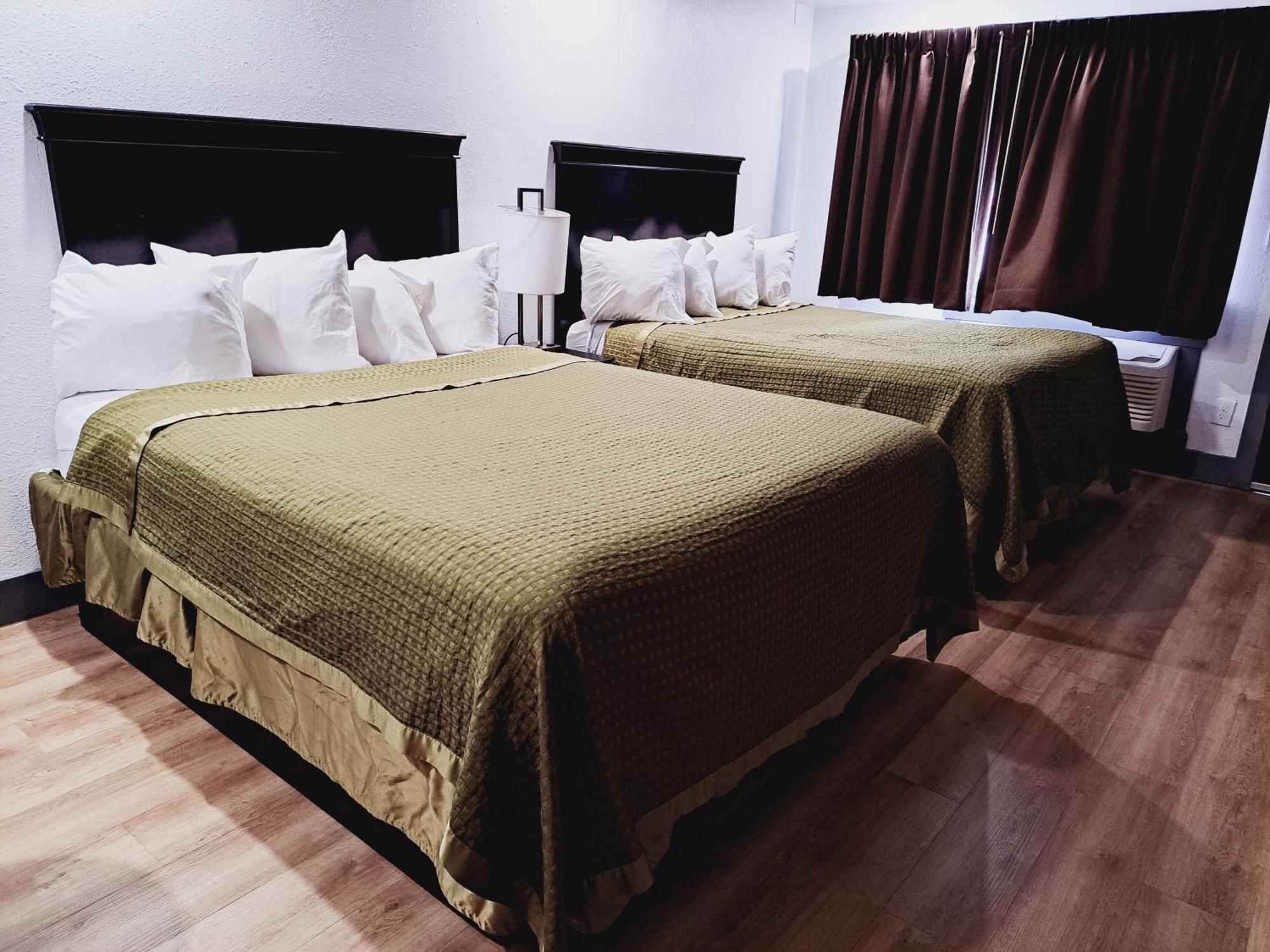 Dunes Motel - Bend Bagian luar foto